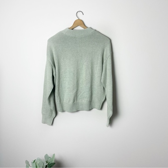 [H&M] Women's Light Sage Green Mock Neck Pullover Sweater - Picture 6 of 7